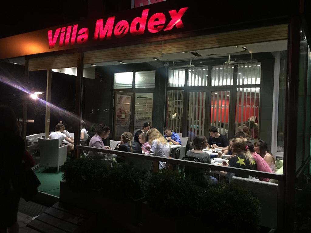 Guesthouse Villa Modex Парасин Экстерьер фото