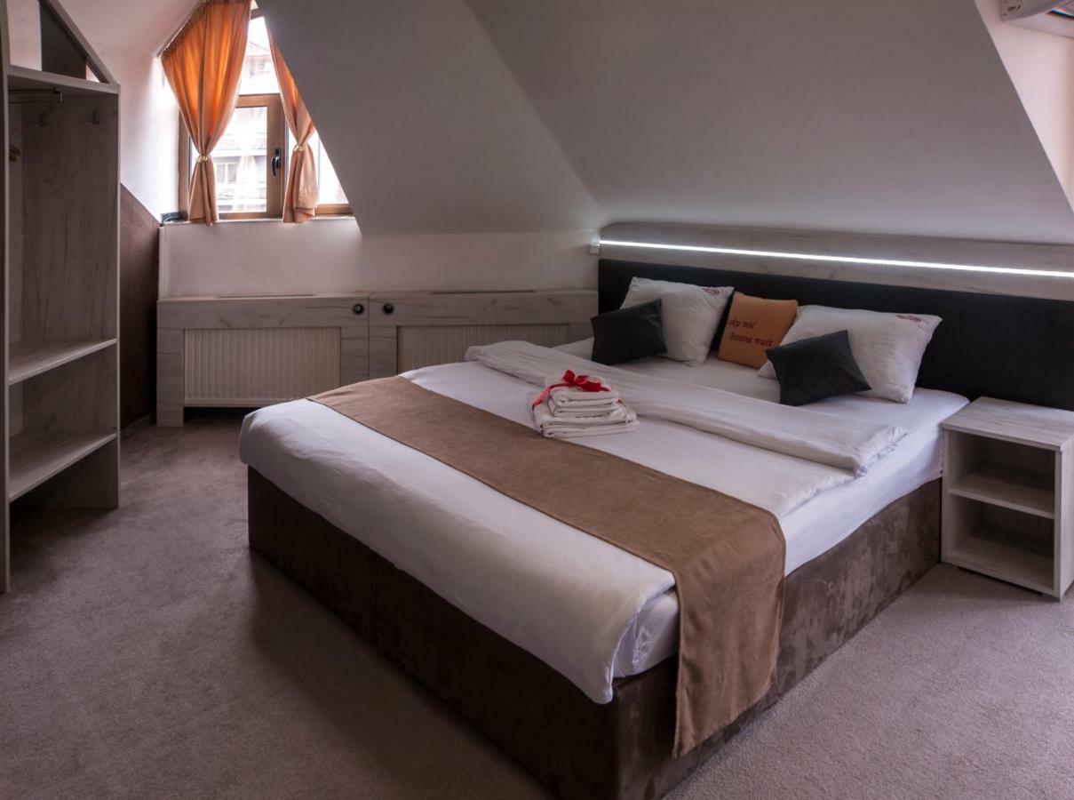 Guesthouse Villa Modex Парасин Экстерьер фото