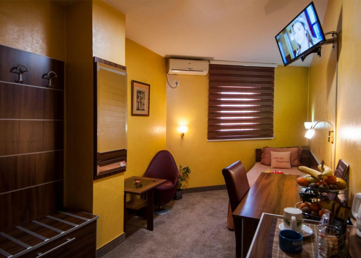 Guesthouse Villa Modex Парасин Экстерьер фото